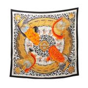 Pre-owned Silk scarves Hermès Vintage , Multicolor , Dames