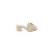 Suede Hakpomp Collectie Guess , Beige , Dames