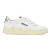 Lage Leren Sneakers met Geborduurde Patch Autry , White , Dames