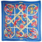 Pre-owned Silk scarves Hermès Vintage , Multicolor , Dames