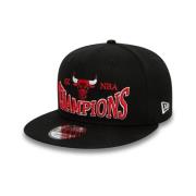 Zwarte Bulls Champion Patch Pet New Era , Black , Heren