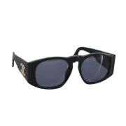 Pre-owned Plastic sunglasses Chanel Vintage , Black , Dames