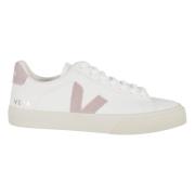 Stijlvolle Sneakers voor Stedelijke Avonturen Veja , White , Dames