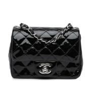 Pre-owned Leather crossbody-bags Chanel Vintage , Black , Dames