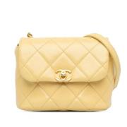 Pre-owned Leather crossbody-bags Chanel Vintage , Yellow , Dames