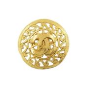 Pre-owned Metal brooches Chanel Vintage , Yellow , Dames