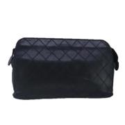 Pre-owned Leather clutches Chanel Vintage , Black , Dames