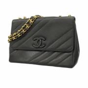 Pre-owned Leather shoulder-bags Chanel Vintage , Black , Dames