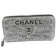 Pre-owned Canvas wallets Chanel Vintage , Gray , Dames