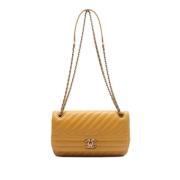 Pre-owned Leather chanel-bags Chanel Vintage , Yellow , Dames