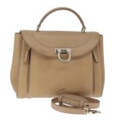 Pre-owned Leather handbags Salvatore Ferragamo Pre-owned , Beige , Dam...