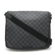 Pre-owned Canvas shoulder-bags Louis Vuitton Vintage , Black , Heren