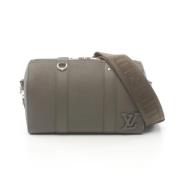 Pre-owned Leather crossbody-bags Louis Vuitton Vintage , Gray , Dames