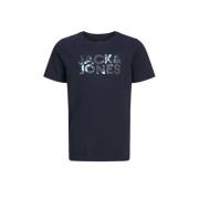 JACK & JONES JUNIOR T-shirt JJSTYD CORP SPLASH met logo donkerblauw Jo...