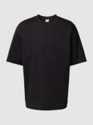 Oversized T-shirt met extra brede schouders, model 'OSCAR'