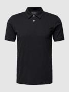 Shaped fit poloshirt met labelstitching