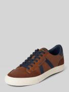 Sneakers met labelprint