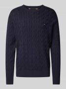 Gebreide pullover met kabelpatroon