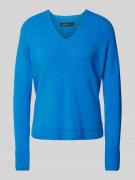 Gebreide pullover met afgeronde V-hals