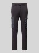 Slim fit sweatpants met cargozakken