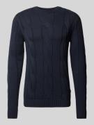 Gebreide pullover met kabelpatroon