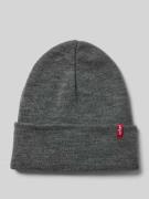 Beanie met labelpatch, model 'SLOUCHY RED TAB'