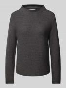 Slim fit gebreide pullover van hoogwaardig katoen met fijn averecht tr...