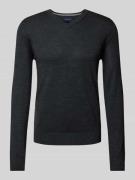 Gebreide pullover met V-hals