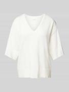 Oversized T-shirt van viscose met V-hals, model 'Eslina'