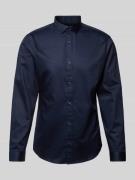 Slim fit vrijetijdsoverhemd met kentkraag, model 'CARDIFF'