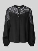 Regular fit blouse met gehaakt kant, model 'VIALU'