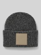 Beanie met labelpatch, model 'BASTIA'