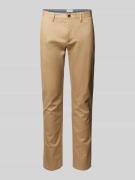 Slim fit chino met steekzakken