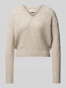 Gebreide pullover met extra brede schouders