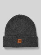 Beanie met logobadge