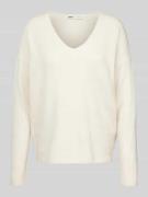 Pullover met V-hals, model 'RICA'