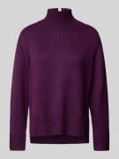 Regular fit gebreide pullover van zachte viscosemix met opstaande kraa...