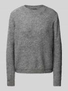 Gebreide pullover met ribboorden