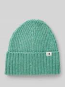 Ribgebreide beanie met logopatch op de omslag