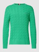 Gebreide pullover met kabelpatroon