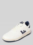 Sneakers met labelbadge, model 'SALINE'