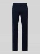 Medium rise slim fit jeans met smalle pijpen