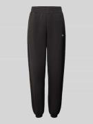 Relaxed fit sweatpants met labelprint, model 'CECILIA'