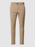 Slim fit stoffen broek met steekzakken