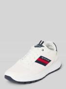 Lage sneakers met geperforeerd oppervlak