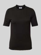 T-shirt met geschulpte zoom
