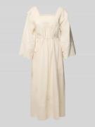 Linnen jurk met broderie anglaise, model 'LUGLIO'