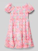 Jurk met smokdetails in laagjeslook