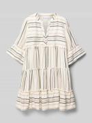 Tuniekjurk van viscosemix in laagjeslook