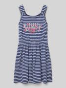 Jurk met pailletten en ronde hals